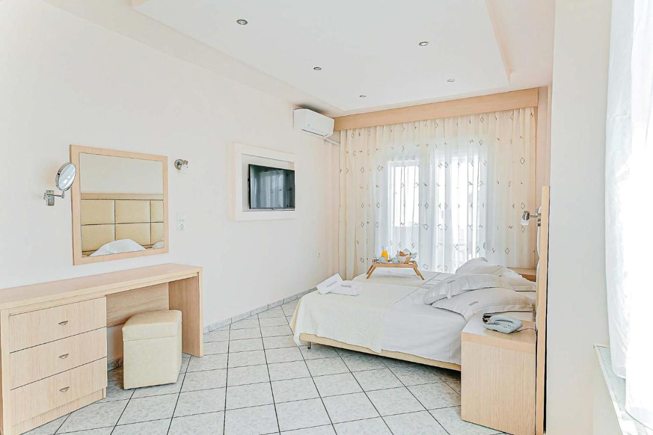 Marinis Boutique Rooms Nea Iraklitsa Экстерьер фото